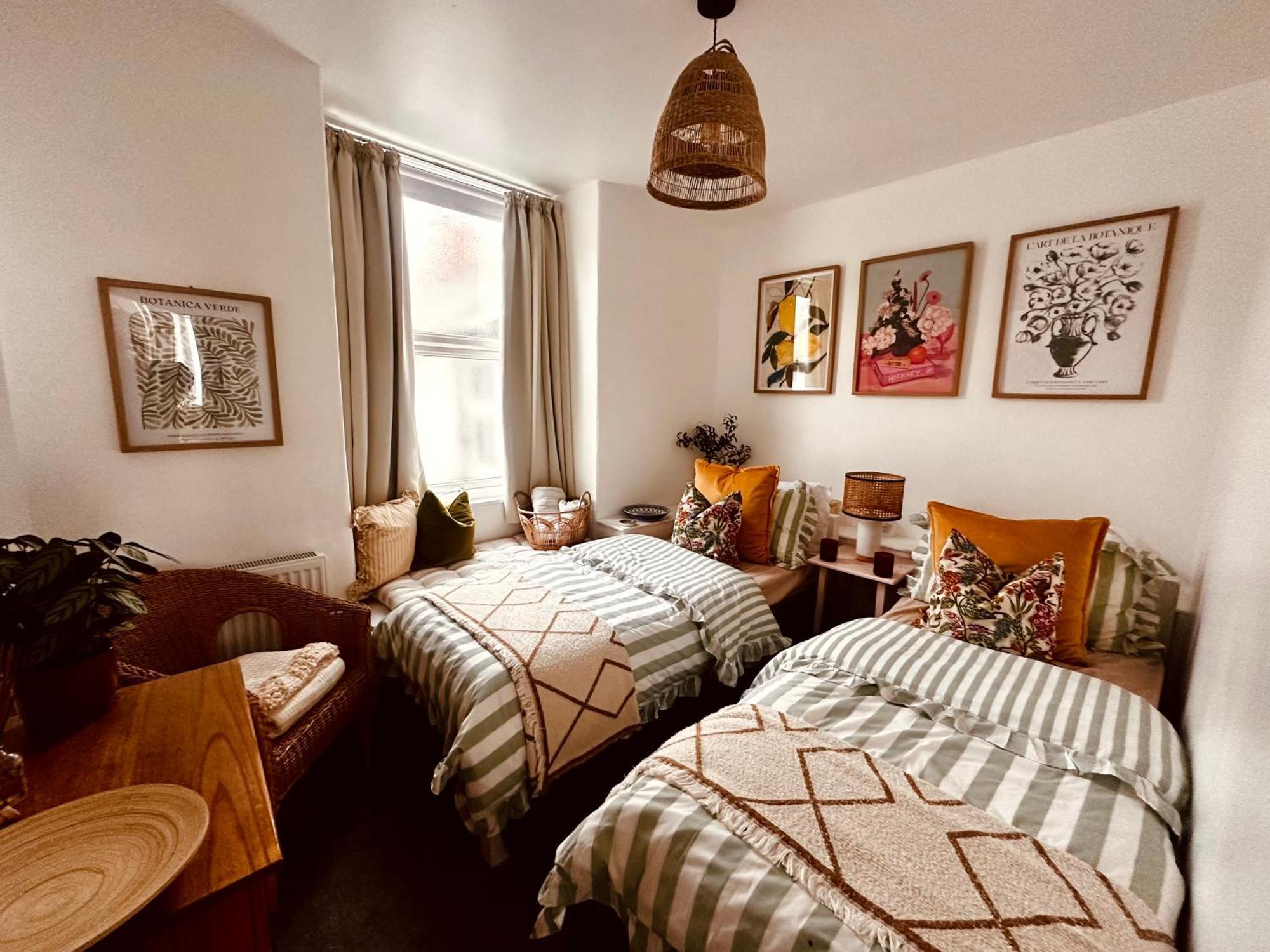 Mor Heli Guest House Criccieth Eksteriør bilde