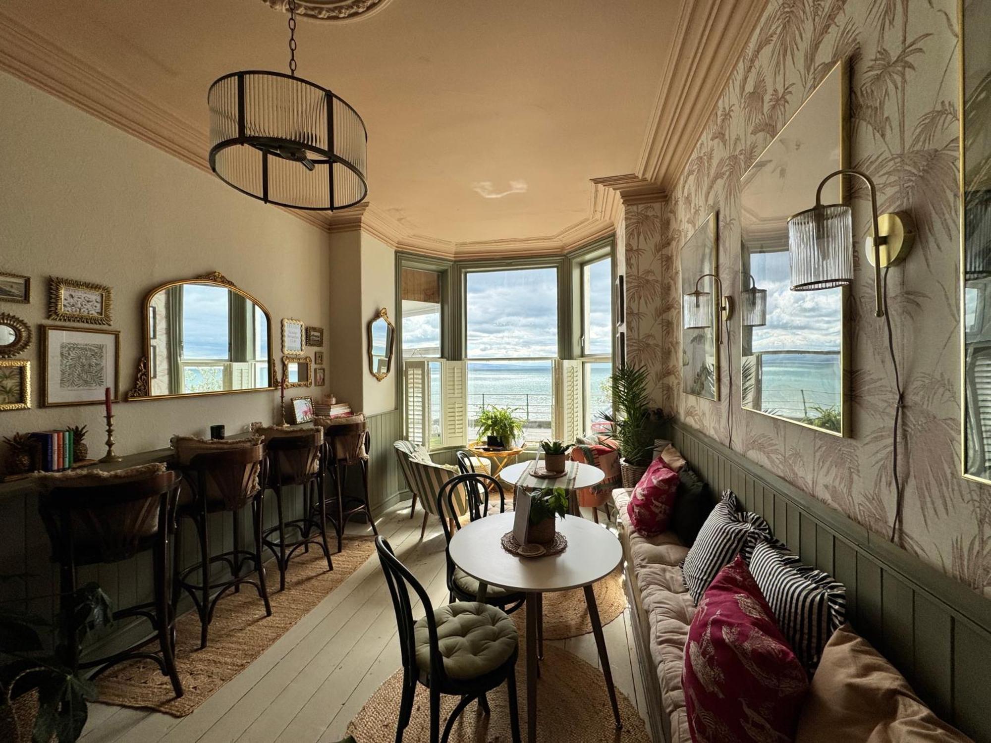 Mor Heli Guest House Criccieth Eksteriør bilde